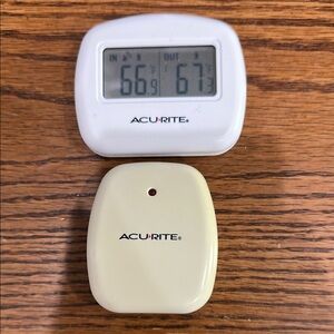 White and Cream Indoor/Outdoor Thermometer